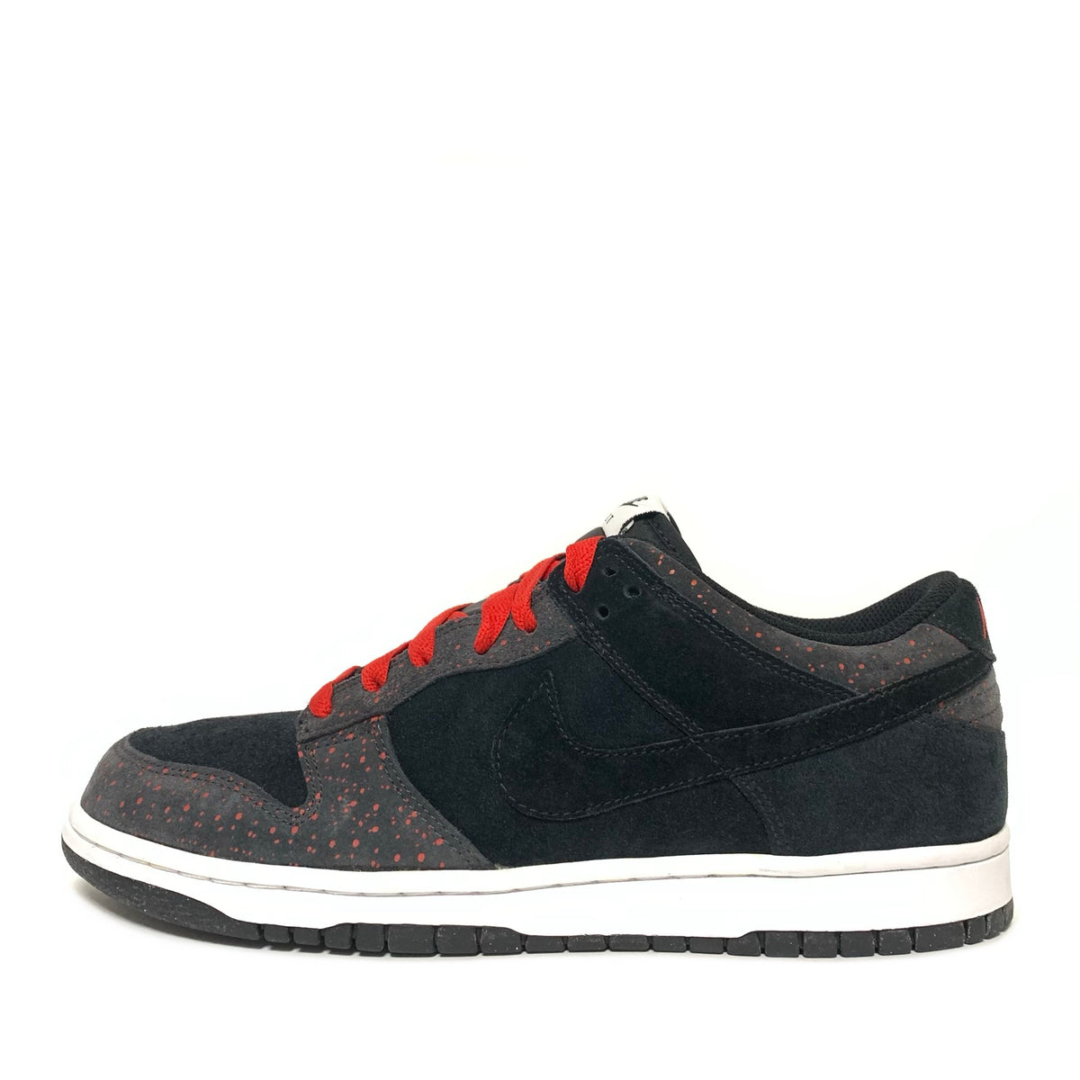 NIKE DUNK LOW CL BLACK SPORT RED SPLATTER – Gustodaninja.com