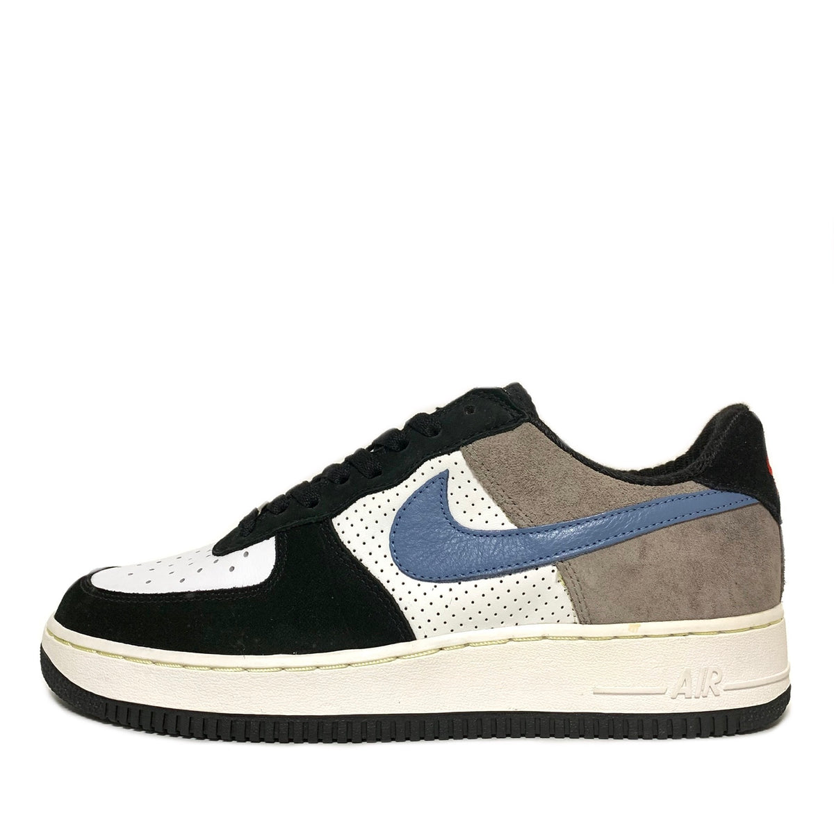 NIKE AIR FORCE 1 LOW PREMIUM ESCAPE 2